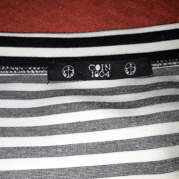 Coin 1804 blk & white stripe skirt small - Picture 3 of 4